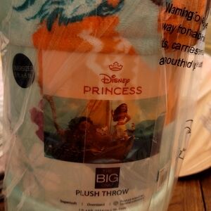 The Big One Disney Princess Plush Throw - Orange and Blue